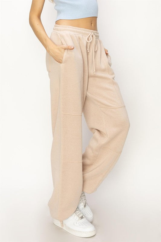 Wide Leg Pocket Jogger Sweatpants