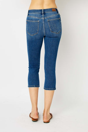 Mid Rise Side Slit Capri Jeans