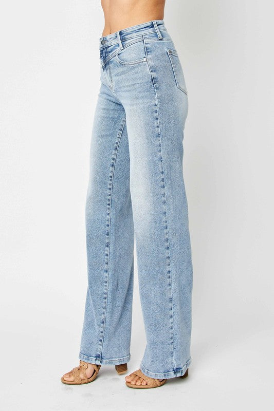 Retro Yoke HW WIde Leg Jeans